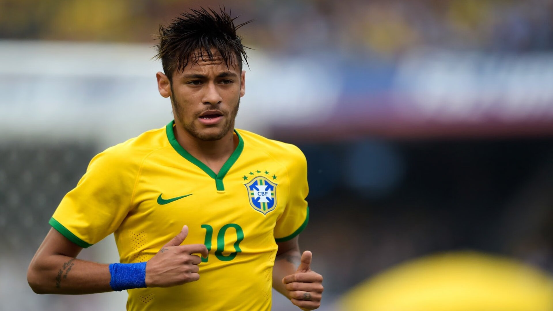 足球场馆绿色节能改造项目在全国大范围推广应用，绿色足球场怎么形容