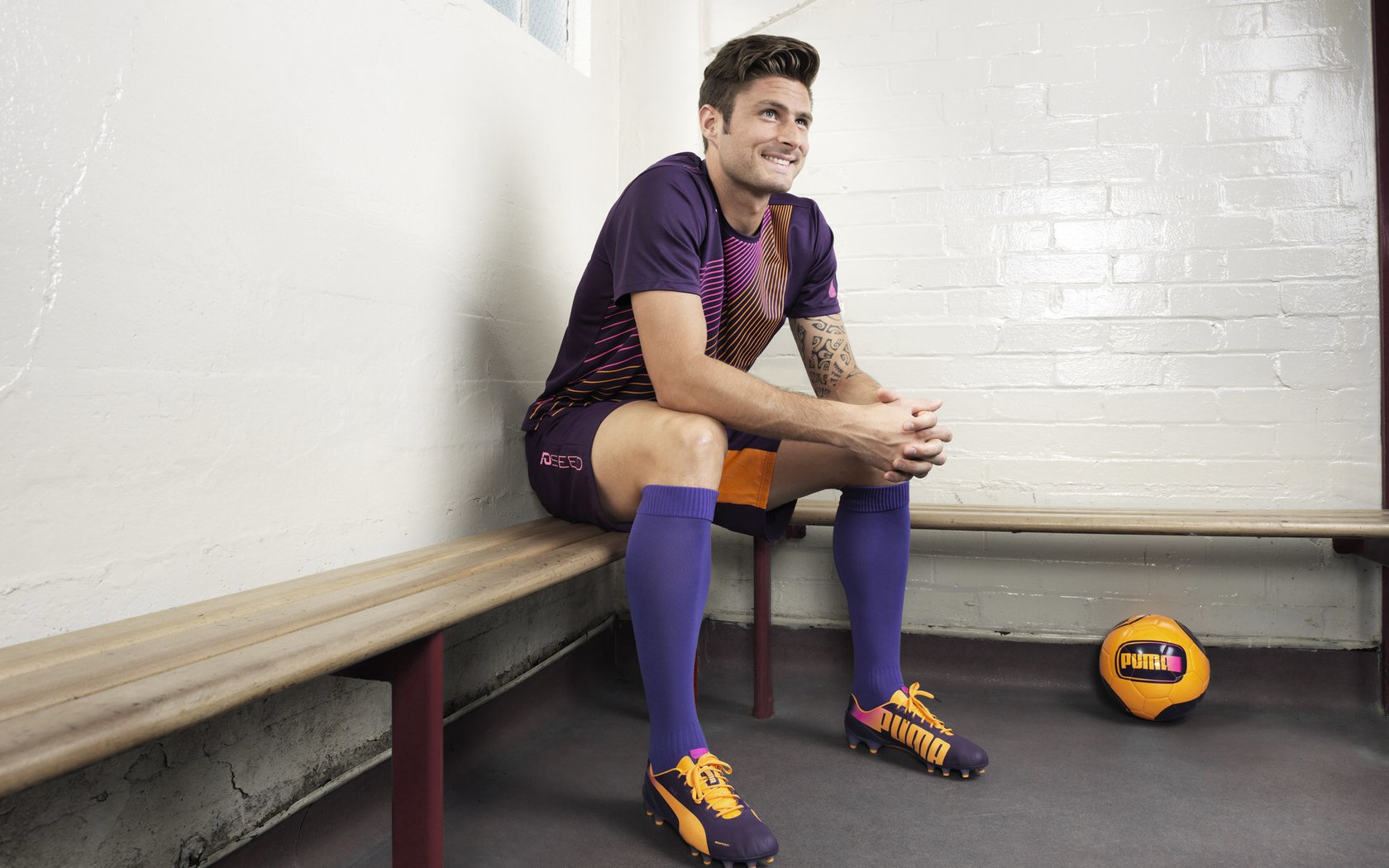 青少足球基础设施持续改善，农村地区足球运动快速发展，农村校园足球